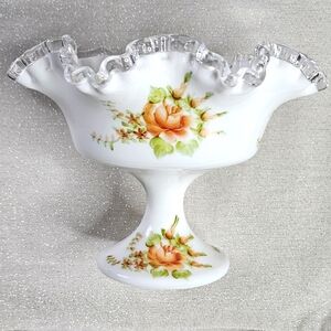 *Vintage Fenton Silvercrest Compote Milk Glass Bowl